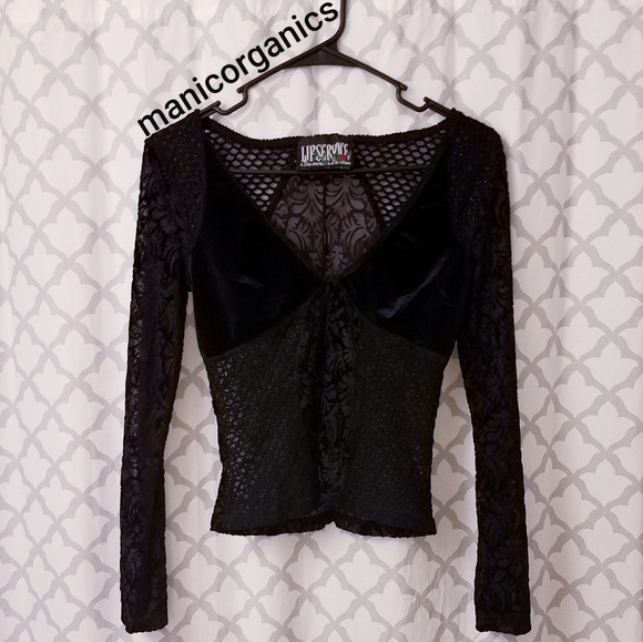 Lip Service Tops - 💀 90s goth LS velvet & lace top 🦇